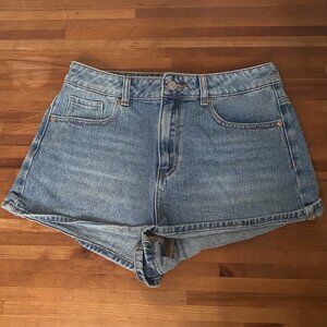 PacSun Jean Shorts - Mom Shorts Light Wash Denim Women's Size 28